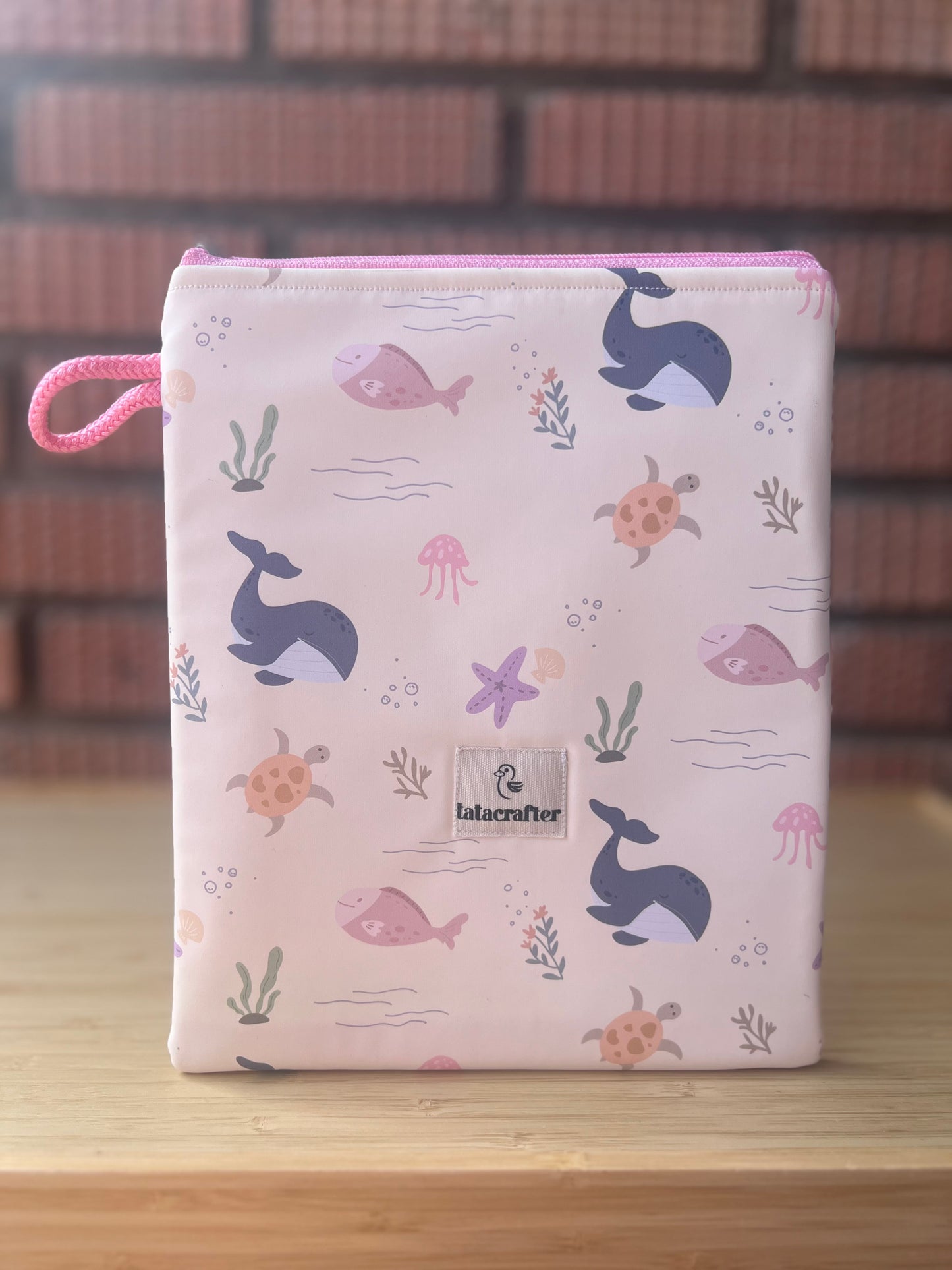 Funda multiusos ballena plastificada